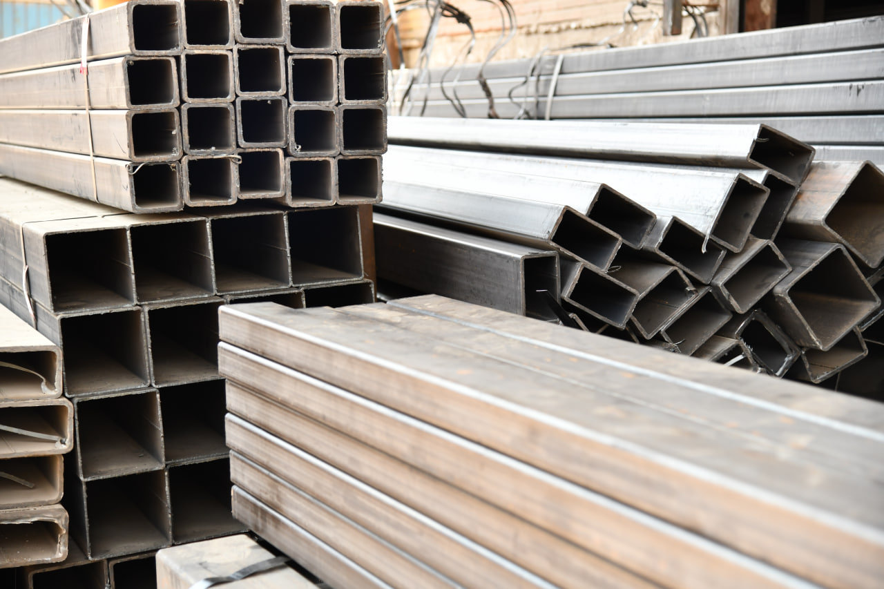 پروفیل های صنعتی برای ساخت دستگاه های مهم و اساسی